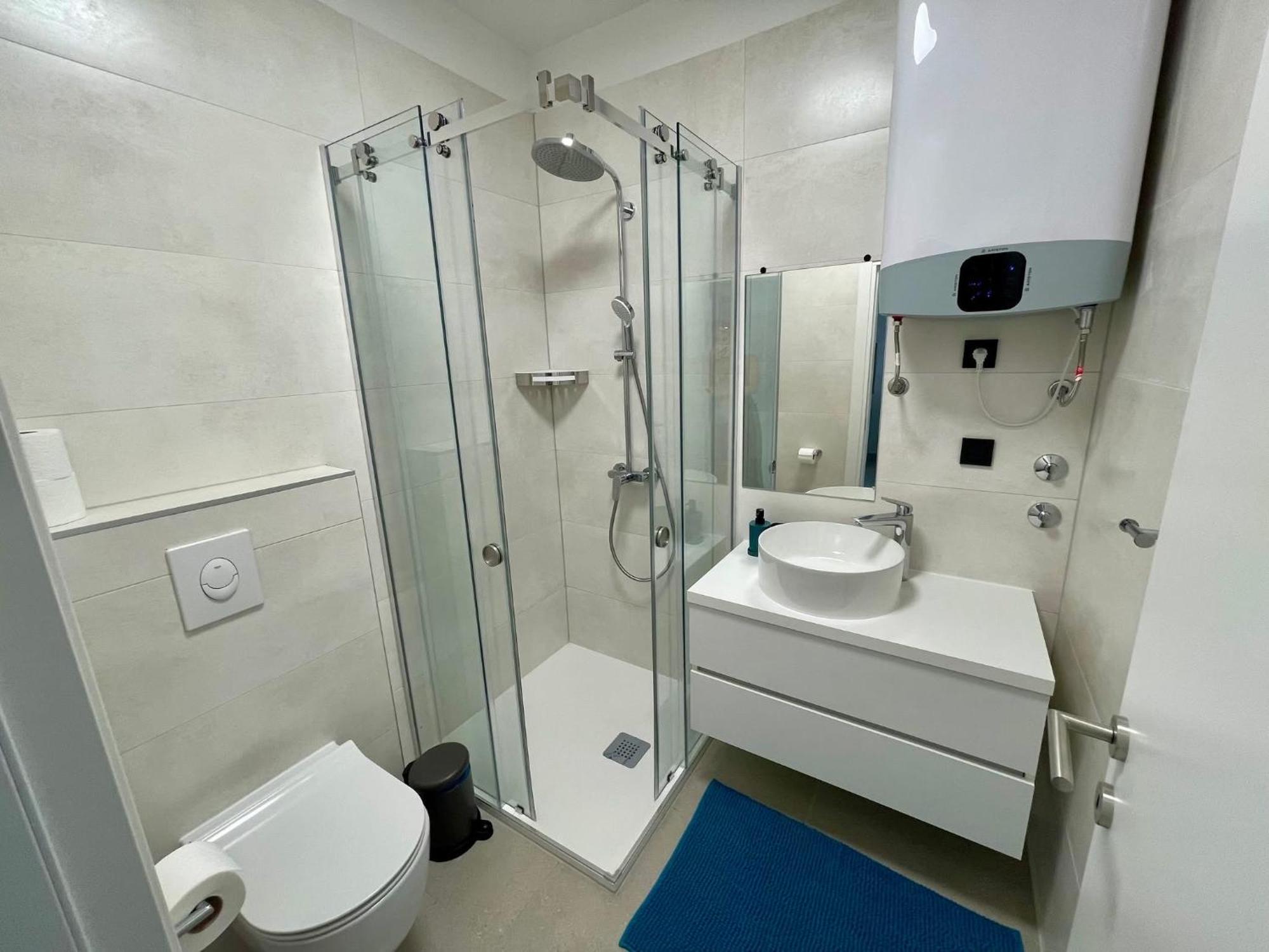 Apartament Slatine No 1 Buitenkant foto